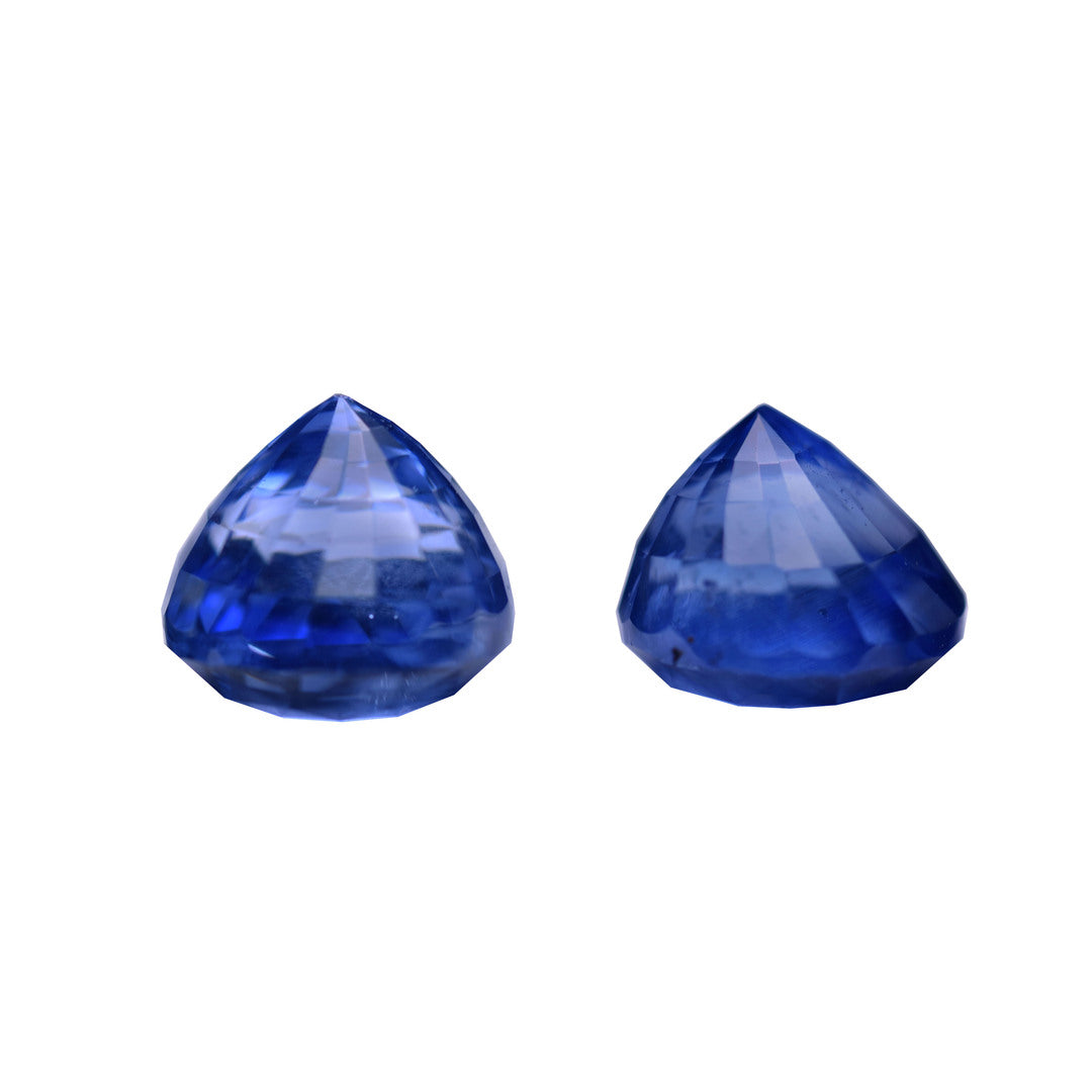 5.62/5.32ct Natural Cornflower Blue Round Blue Sapphire Pair