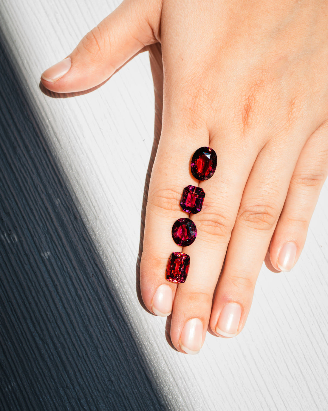 How Our Experts Help You Find the Perfect Gemstone